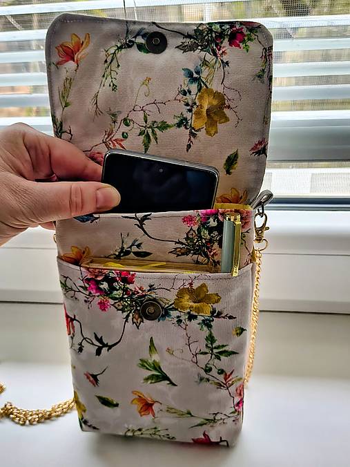 Na mobil - Taštička na mobil s retiazkou na plece - 18158151_