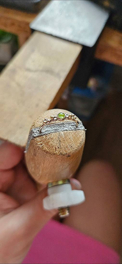 Zlatý prsteň - Bokeh Friendly Oli