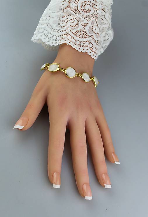 Náramky - "Arnika" mesačný kameň náramok - 18161563_