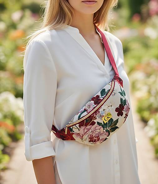 Kabelky - Romantická ľadvinka ZOLA s nádhernými kvetmi - 18159853_