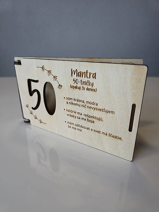 Drevená krabička na peniaze