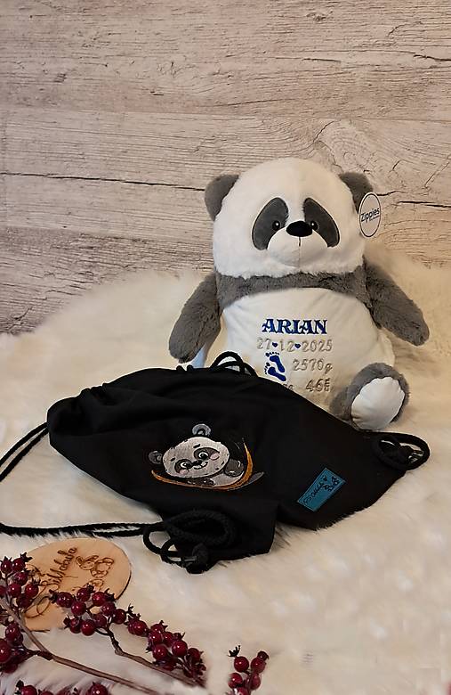 Hračky - Plyšová hračka Panda s výšivkou + Darček - 18161618_