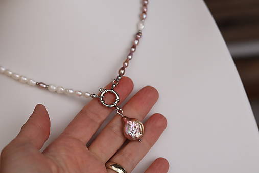 Perlový náhrdelník s barokovou perlou