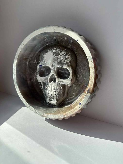 Iné doplnky - Ručne robený popolník zo živice - vzor 1 - 18160786_