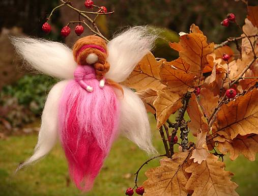 Dekorácie - víla Cosmos + krabička - 18163362_