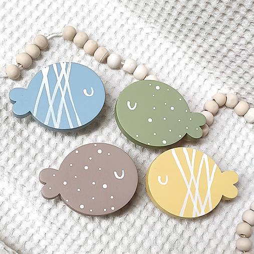 Nábytok - Nábytkový úchyt Rybka - 18162698_