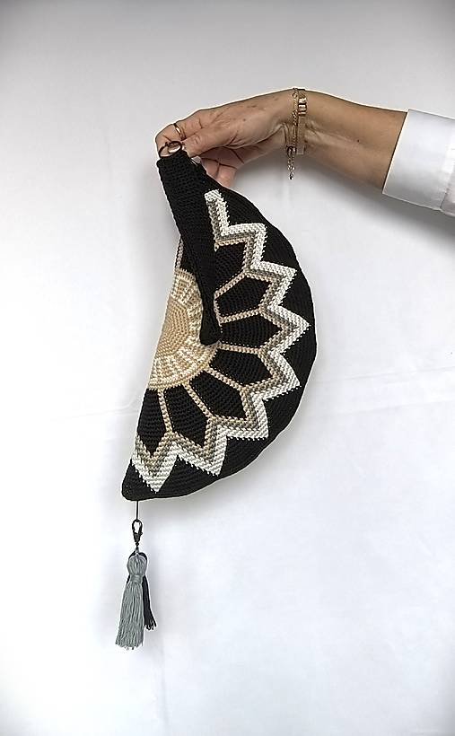 Listová kabelka Nr.352 Tmavá elegancia