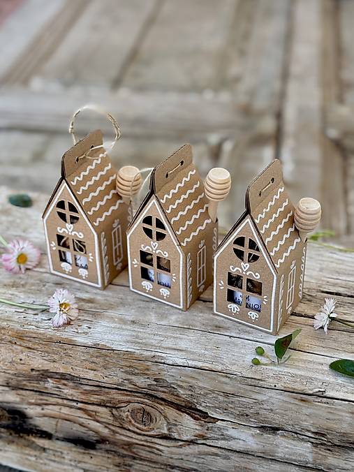 Potravinové darčekové sady - Medovníkový darčekový domček (Arónia v mede 50 g) - 18162107_