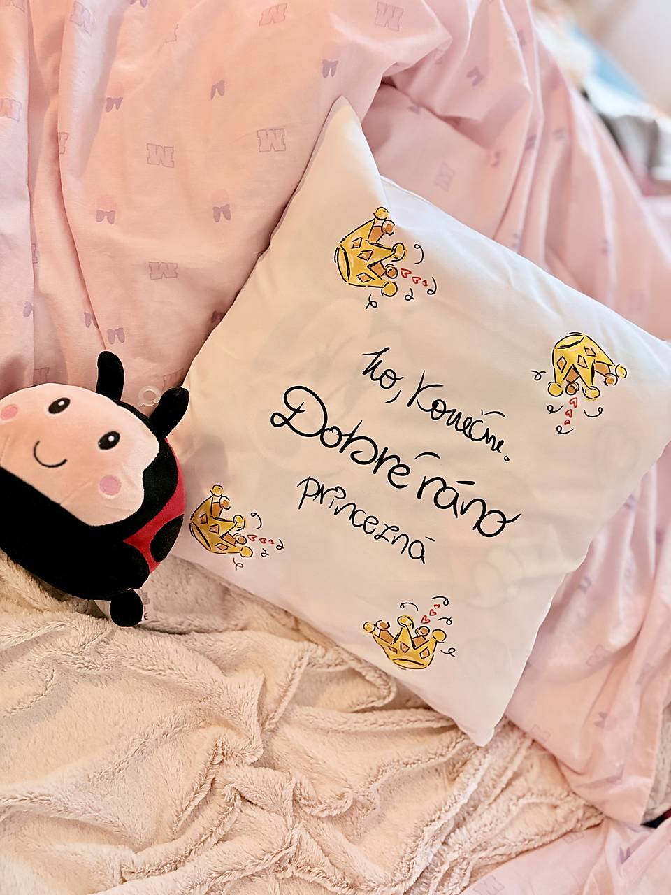 Povliečka na vankúš – malý detail, veľký pocit pohodlia