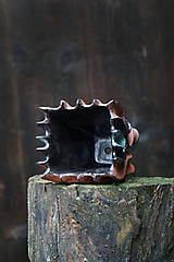 Nádoby - Vysoký kvetináč s abstraktným reliéfom - 18165910_