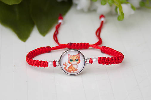Detské doplnky - Šnúrkový náramok detský - S mačiatkom červený - 18165006_
