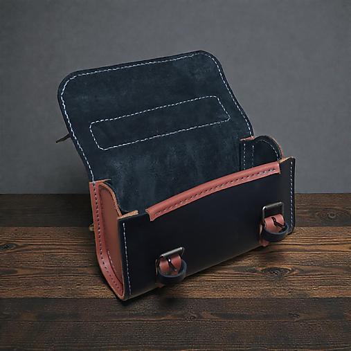 Kožená kapsička na bicykel