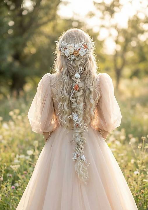 Kvetinová aplikácia na hrebienku a klipy "ševelenie vetra"