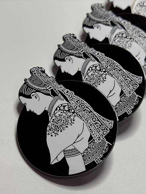 Kovová brošňa Kubranka