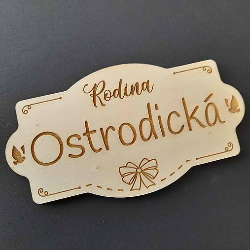 Tabuľky - Drevená menovka na dvere (Drevo-preglejka) - 18171673_