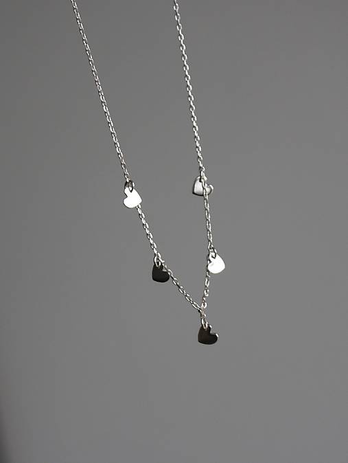 Náhrdelníky - strieborný náhrdelník srdiečka - 18172030_