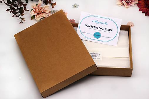 Ručne maľovaná hodvábna šatka s vtáčikom – sivomodrá