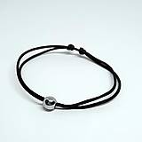 Náramky - Minimalistický šnúrkový náramok s minerálom (hematit strieborný) - 18176513_