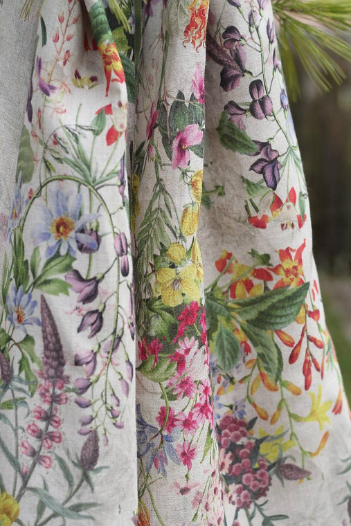 Dámska prírodná šatka zo 100% ľanu s kvetmi "BohoFloral"