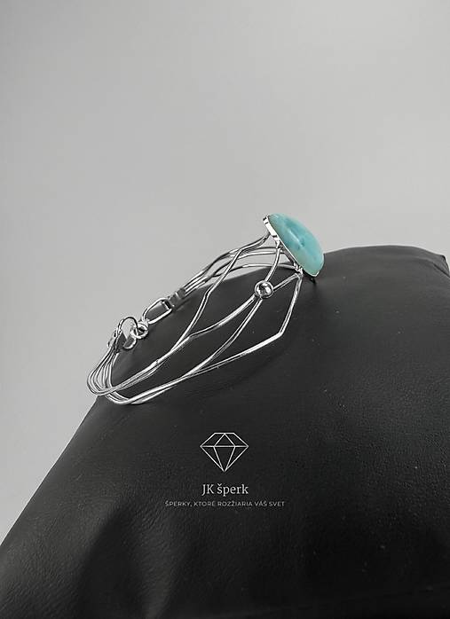 Strieborný 925/1000 náramok s larimarom