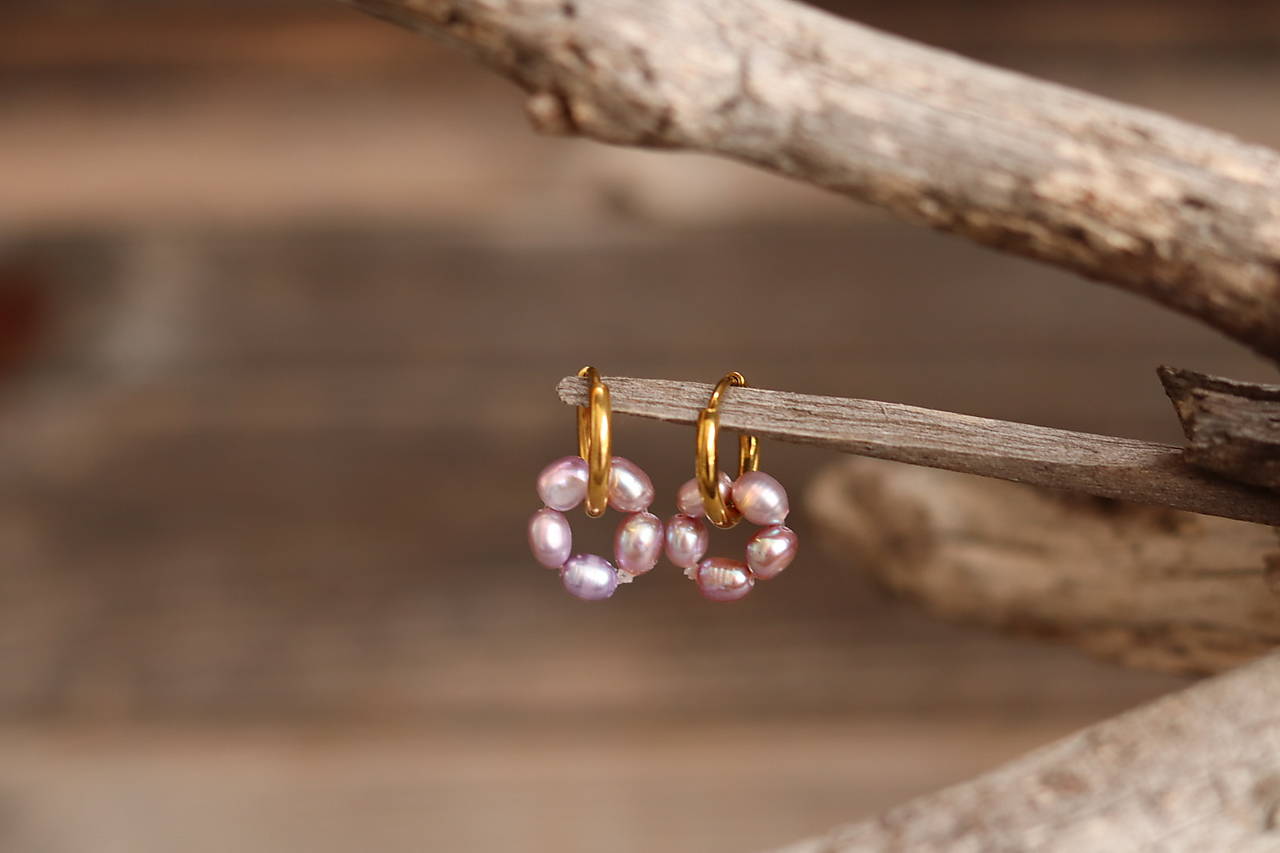 Perlové náušnice lila