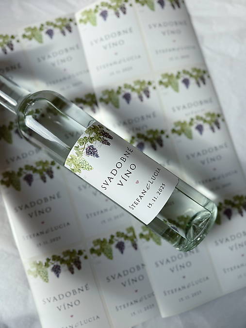 Úložné priestory & Organizácia - Nálepky na svadobné víno 313 vinič - 18178165_