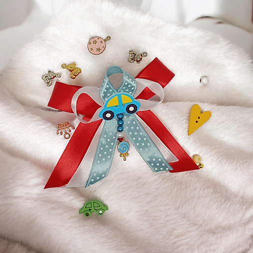 Stužka (mašlička) proti urieknutiu na kočík s príveskom