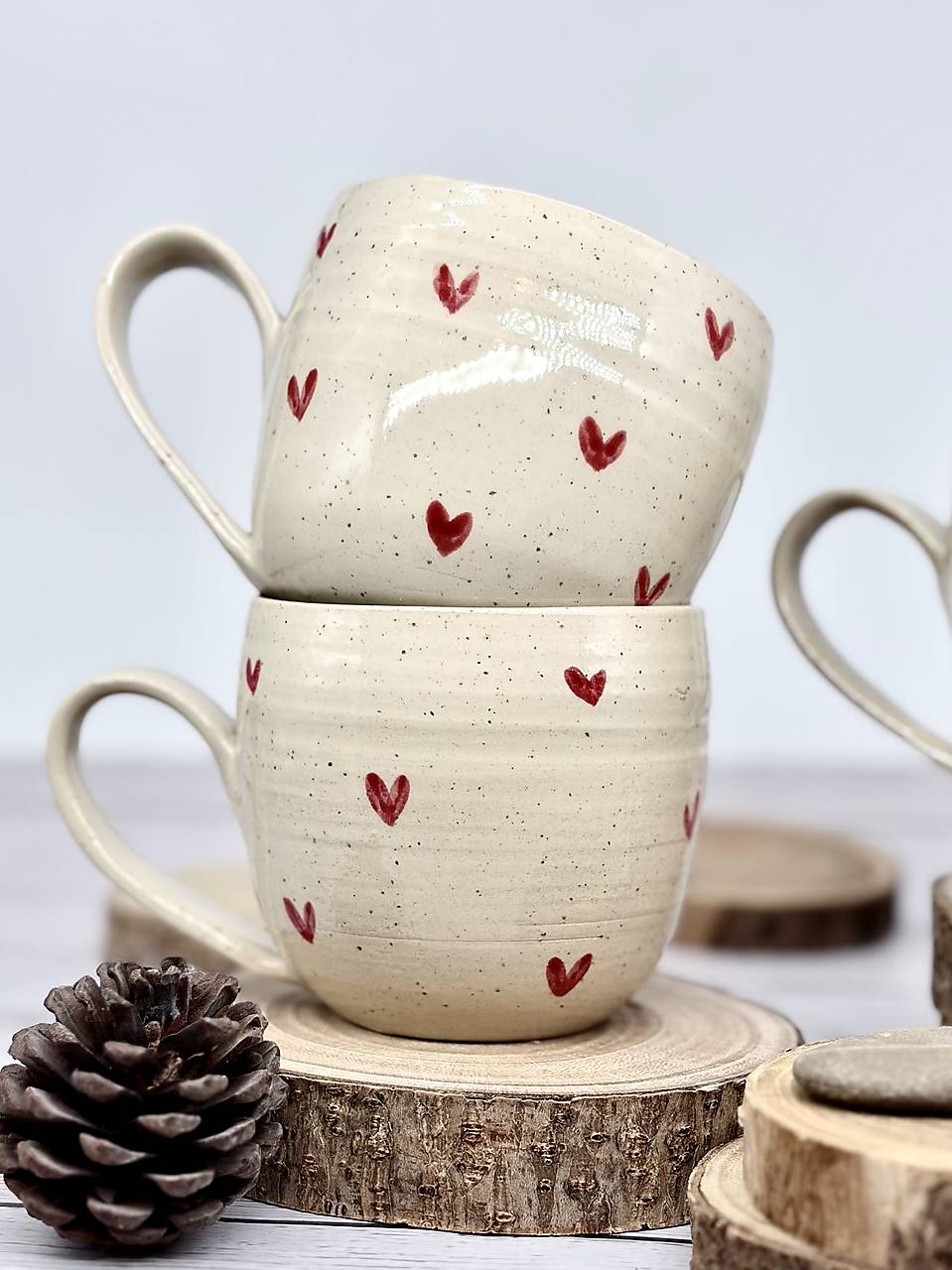 Dotty Love - šálka na čaj (400ml, s uškom)