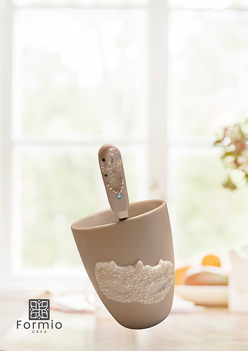 Perlový bál – elegantný set šálky a lyžičky