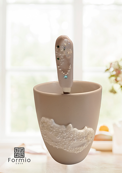 Perlový bál – elegantný set šálky a lyžičky