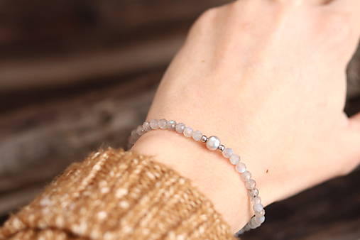 Tenký náramok labradorit, perla