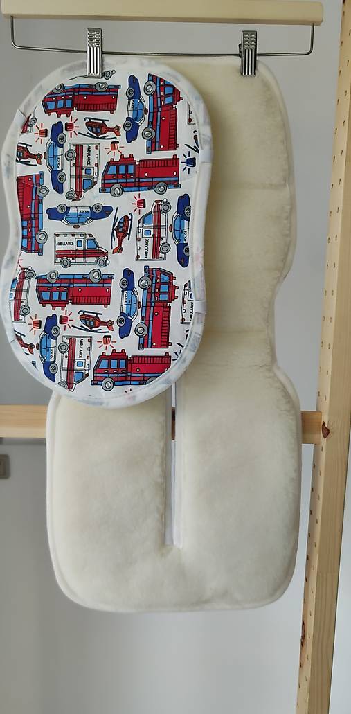 Detský textil - VLNIENKA Vložka proti poteniu do autosedačky  Avionaut StarDust 100% Merino Top Super Natural Hasičské auto - 18179972_