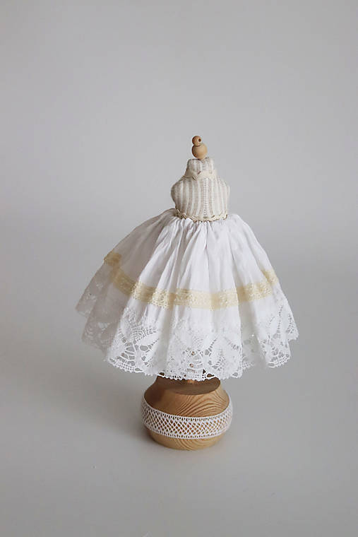 Hračky - Doplnky pre bábiku. Suknička s čipkou_4A - 18179939_