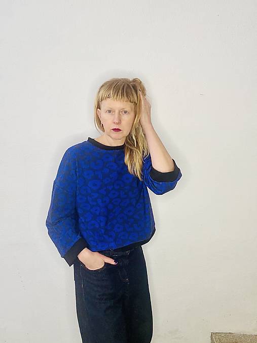 mikina z upletova 'leo blue'