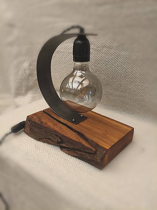 Lampa nočná industriálna