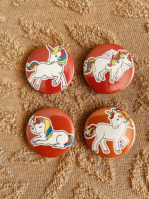 Pánske šperky - Roztomilé Cartoon Odznaky (32 mm, 4 ks) (Unicorn Badge Set (32 mm, 4 pcs)) - 18180835_