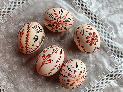 Dekorácie - Prírodné svetlé vajíčka - 18182593_