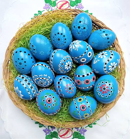 Dekorácie - Kraslice slepačie vŕtané madeirové modré - 18181930_
