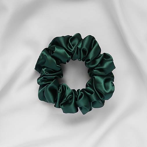 Ozdoby do vlasov - Saténová scrunchie | CLASSIC (Tmavozelená) - 18182110_