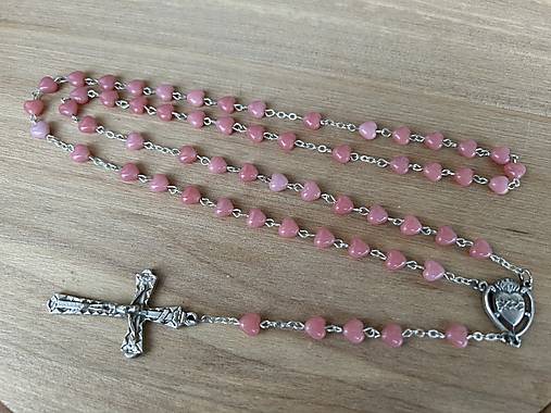 Náhrdelníky - ruženec s menom a dátumom narodenia (Ružová) - 18186439_