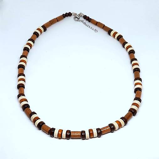 Pánsky náhrdelník z drevených korálok