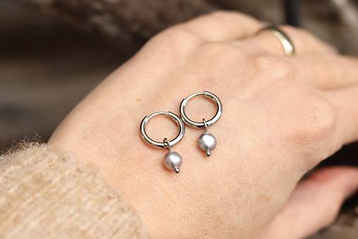 Perlové náušnice grey