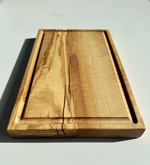 Olivová doska s drážkou