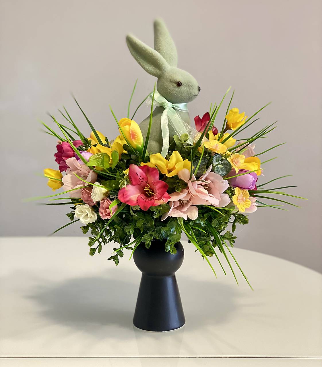 Veľkonočná dekorácia na stôl Veľká NOC zajko