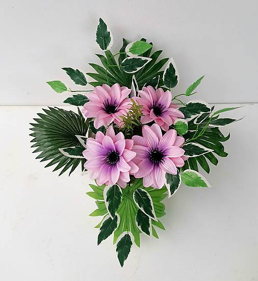 Dekorácie - Kvetinová dekorácia na hrob - 18188268_