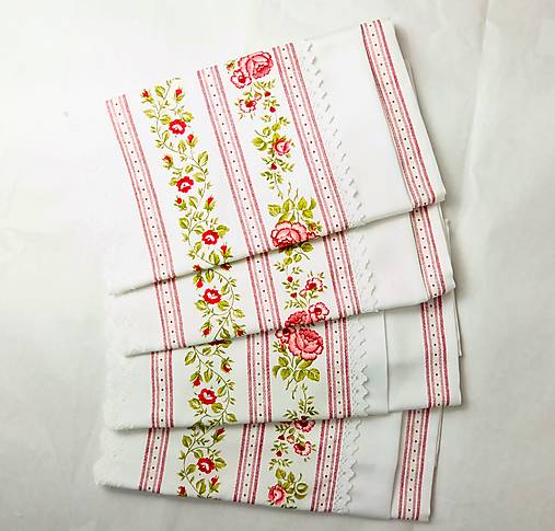 Luxusná bavlnená kuchynská utierka 45x70 cm – vidiecky vintage štýl, ruže, madeira, čipka, handmade Slovensko