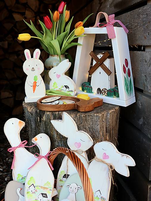 Drevené zajačiky s krajinkou