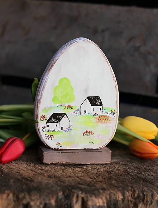 Drevené vajíčko s krajinkou