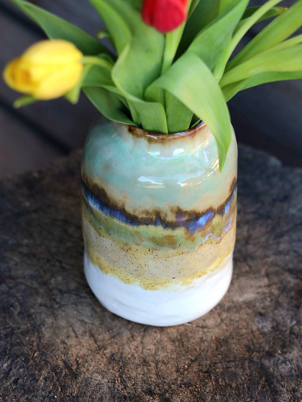 Keramická váza "posledný sneh"