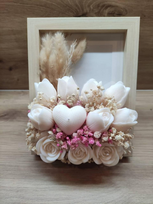 Sójová kytica v drevenom rámiku